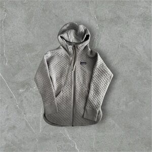Patagonia Women’s Organic Cotton Gray Quilted Jacket